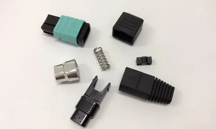 Fiber Optik MPO Konektörü