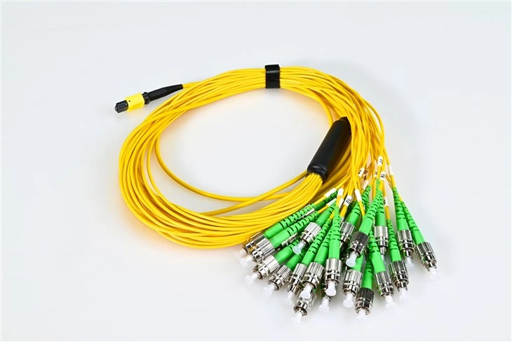 Fiber Optik Yama Kablosu Mtp - Fc Apc 3.0mm Sarı 24 Çekirdek