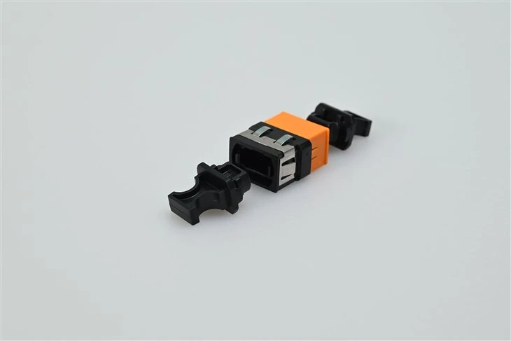 MTP/MPO Fiber Optik Adaptör – Yüksek-Hassas Hizalama Kılıfı ile 0,2dB Düşük-Kayıp